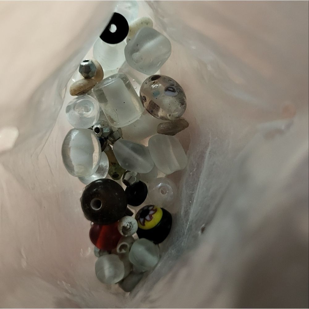 Blown Glass Assorted Beads Collection .8oz